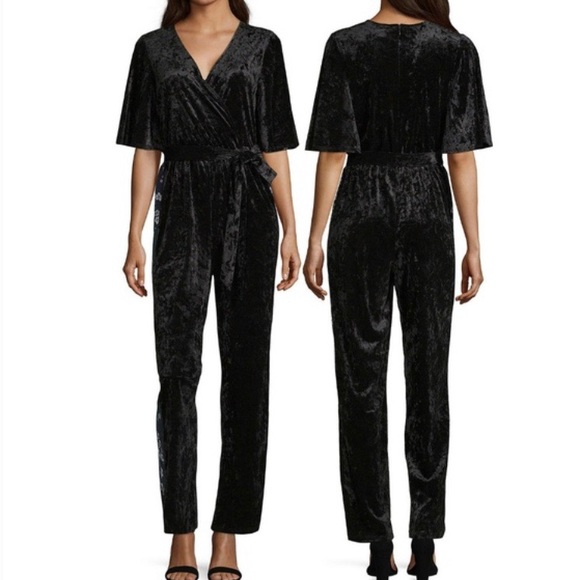 Disney Pants - NWOT Disney Princess mulan velvet jumpsuit